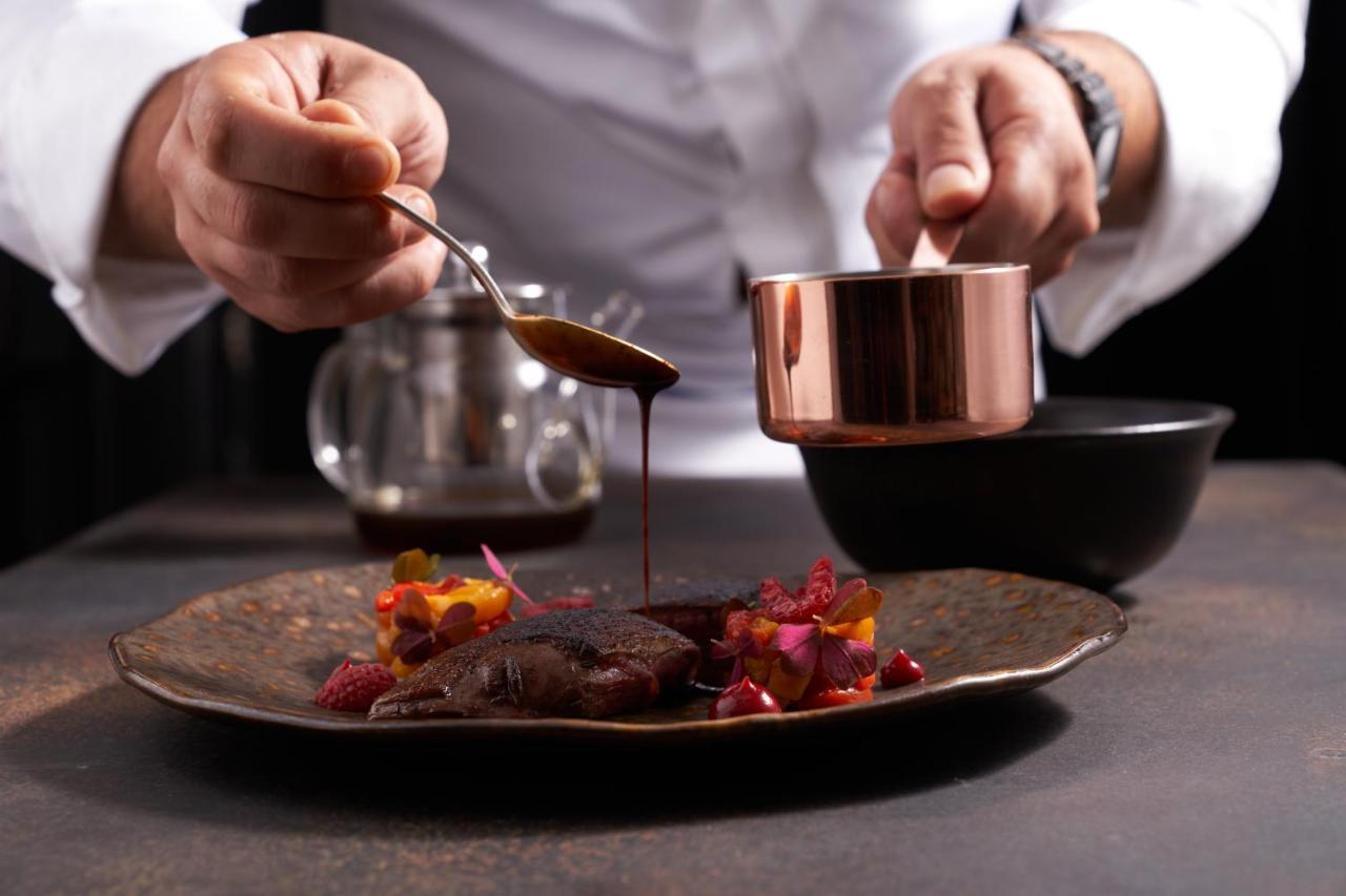 Logis Hotel - Restaurant Maison Claude Darroze لانغون المظهر الخارجي الصورة